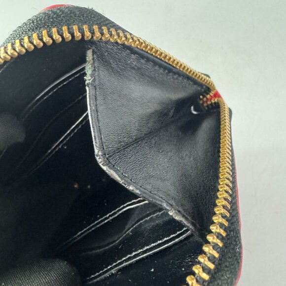 Marc Jacobs LEATHER ZIP AROUND WALLET IN TRUE RED - Picture 9 of 15